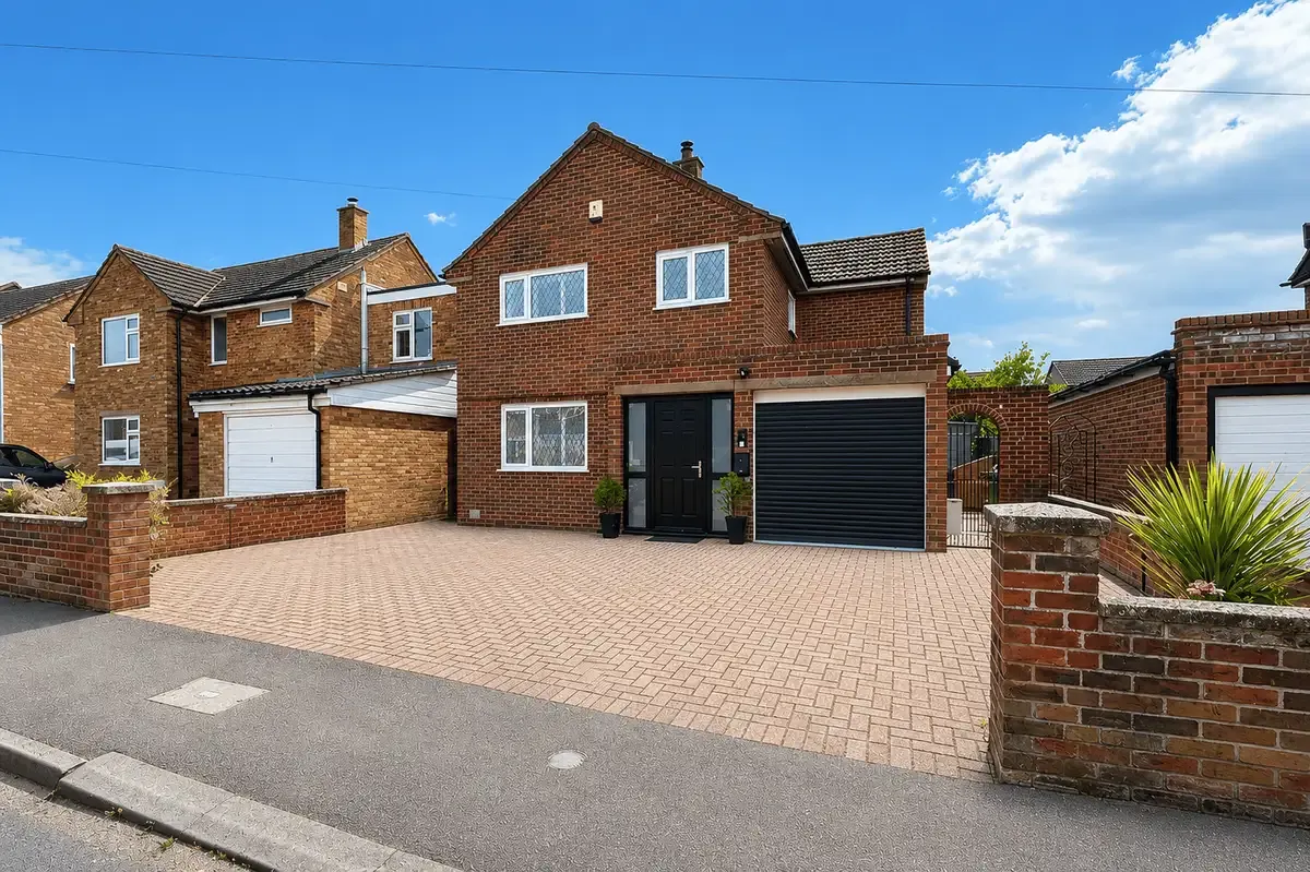 4 bed house for sale, Whitecrofts, Stotfold, SG5