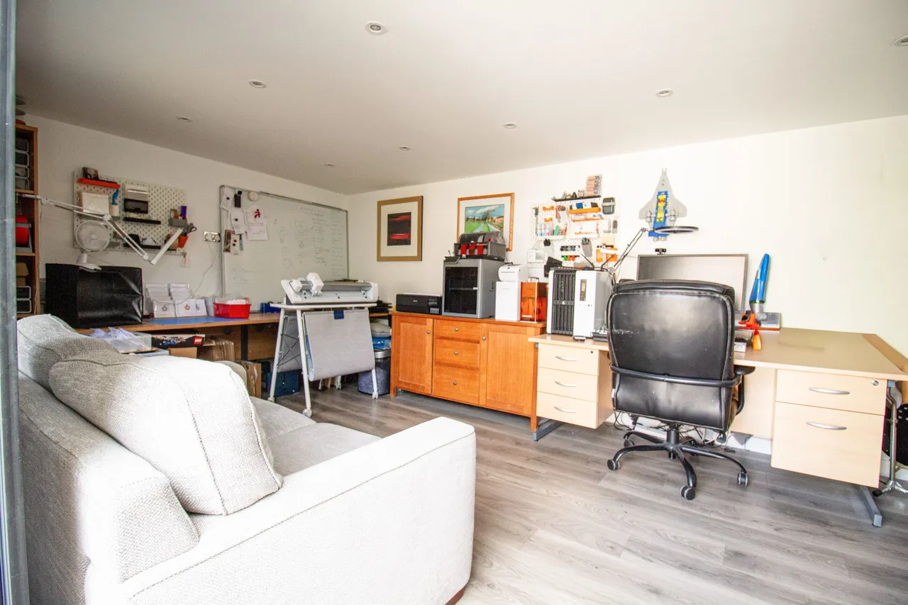 Frere Avenue, Fleet, GU51 5AW, photo 19
