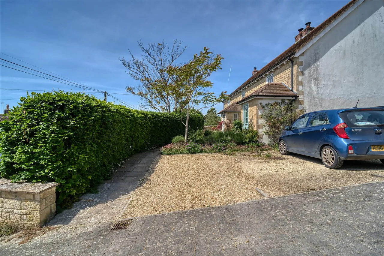 Stour Row, photo 11