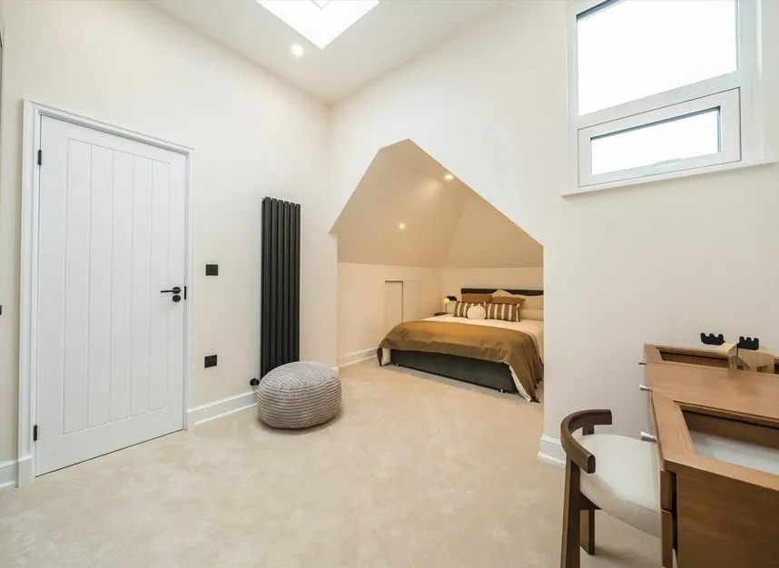 Florence Avenue, Morden, SM4, photo 8