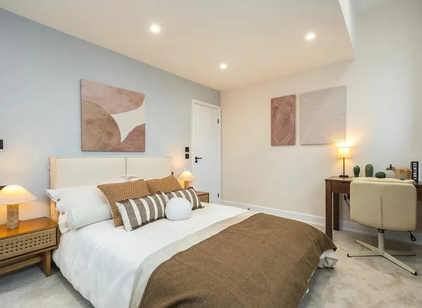 Florence Avenue, Morden, SM4, photo 5