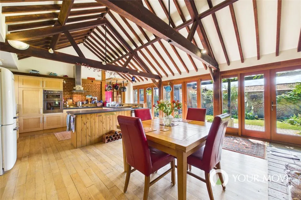 Clintergate Road, Redenhall, Norfolk, IP20, photo 5