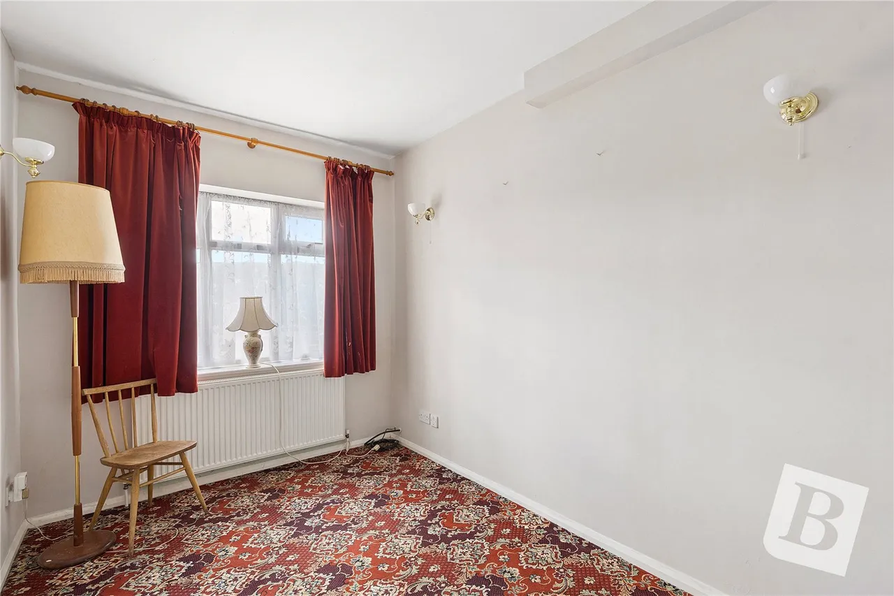 St. Marys Lane, Upminster, RM14, photo 13