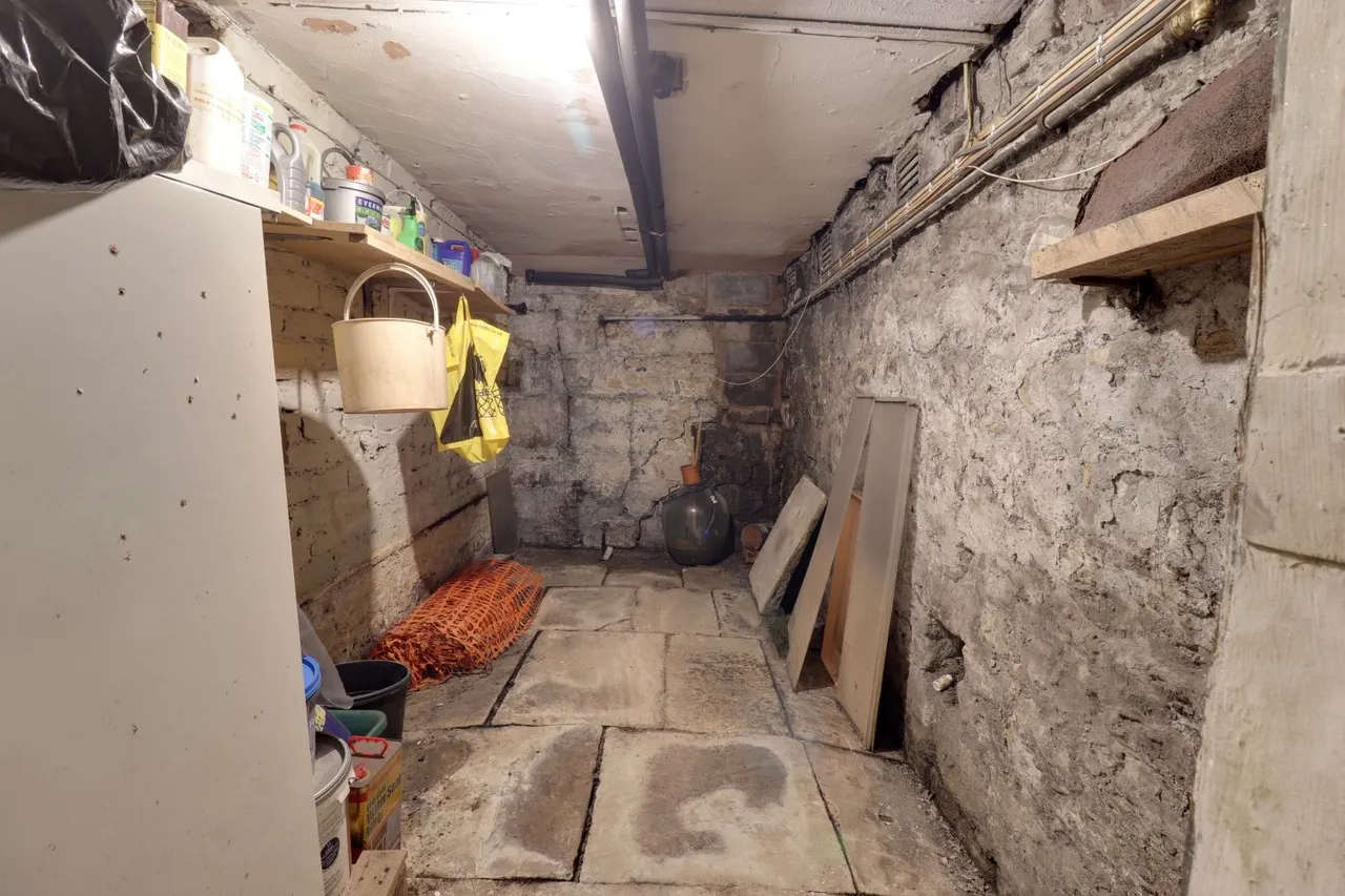 Adelaide Street, Todmorden, OL14, photo 18