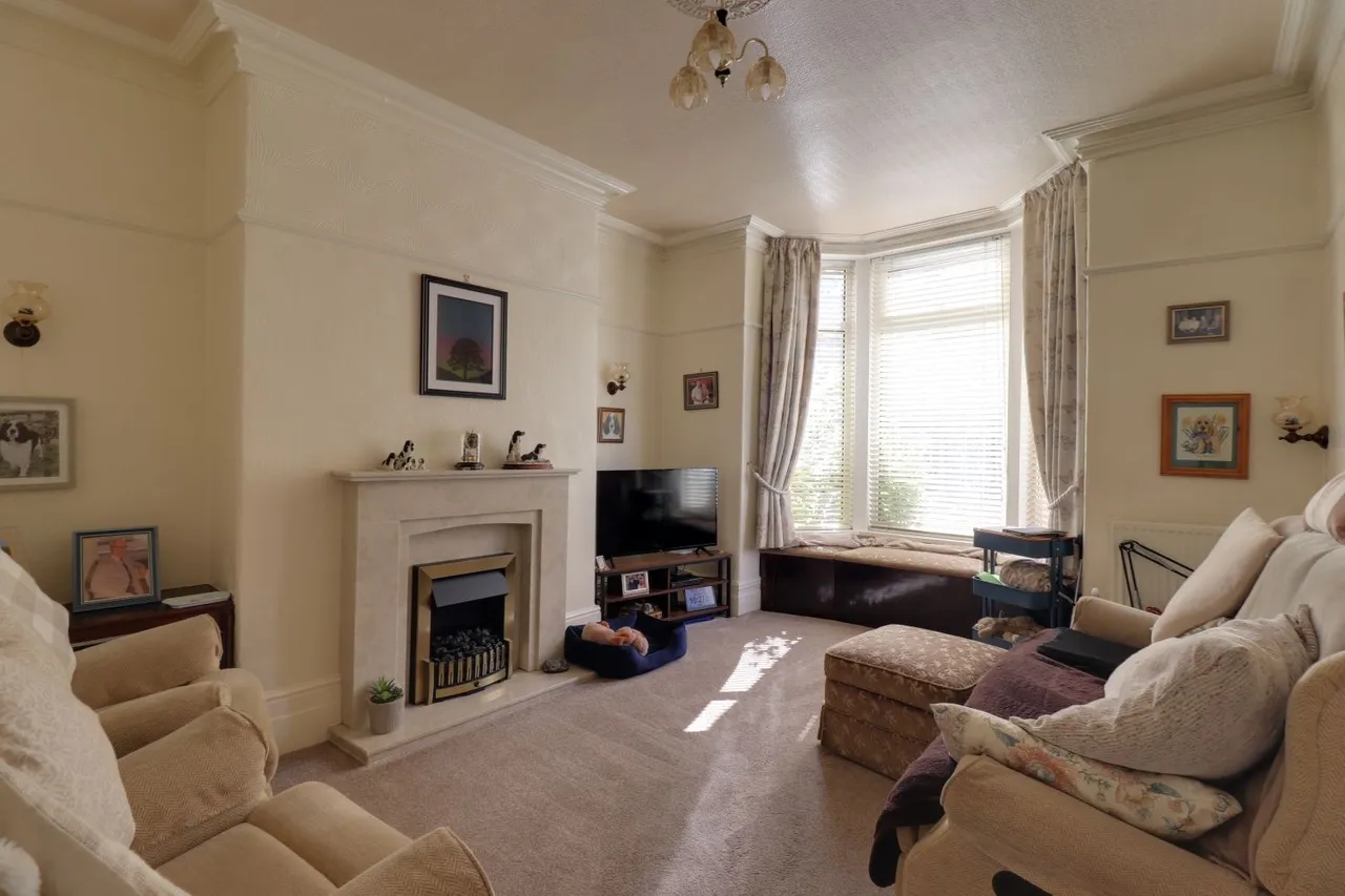 Adelaide Street, Todmorden, OL14, photo 5