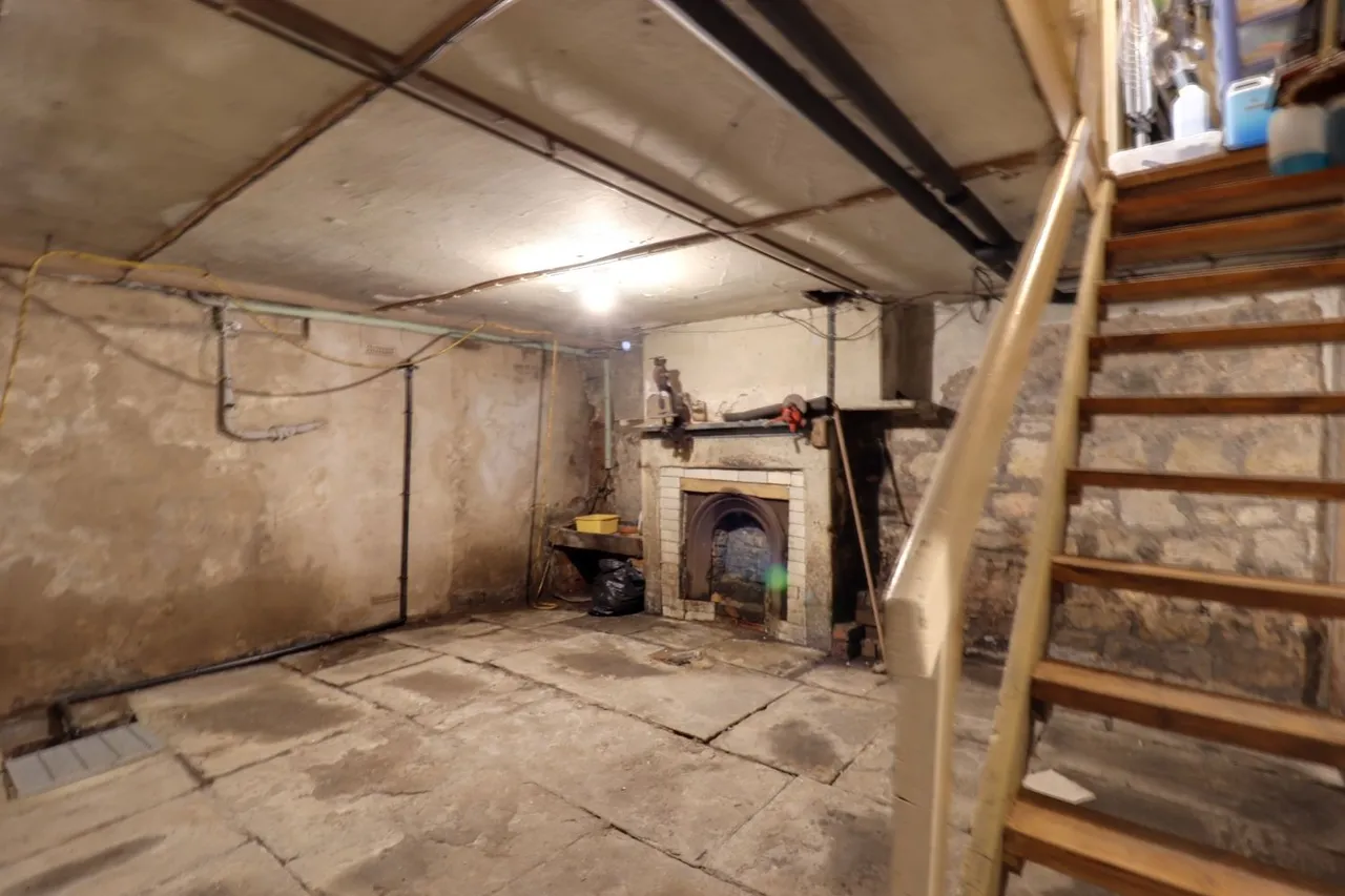 Adelaide Street, Todmorden, OL14, photo 17