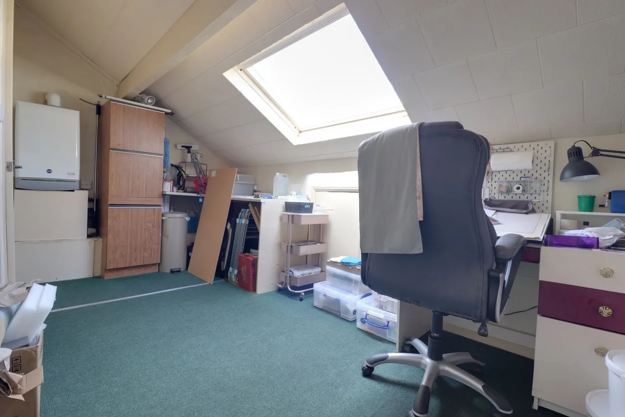 Adelaide Street, Todmorden, OL14, photo 14