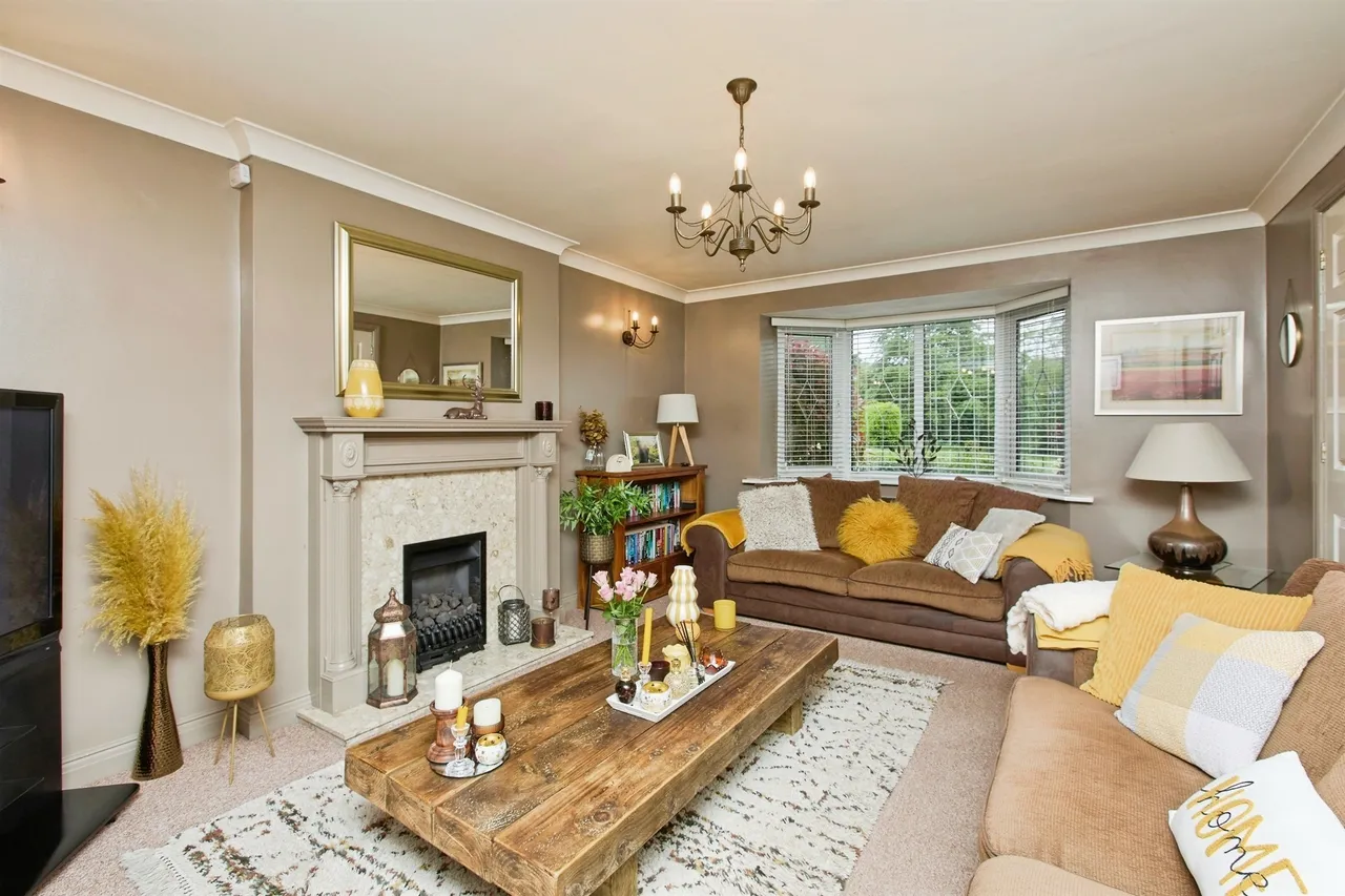 Cloisters Court, Oakwood, DERBY, photo 3