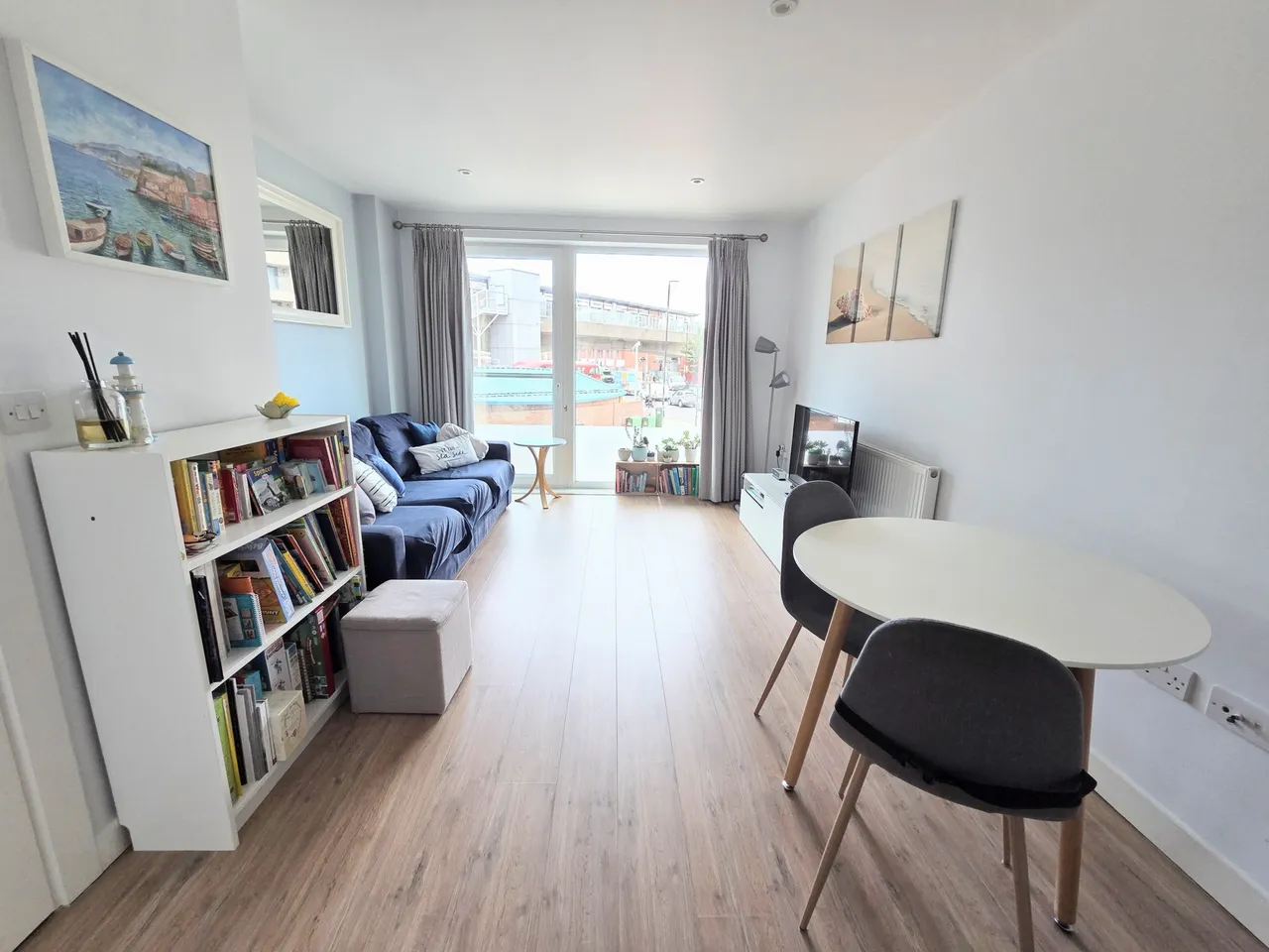 1 bed flat for sale — Deals Gateway, Onese8 Development, Greenwich, SE10 8EA