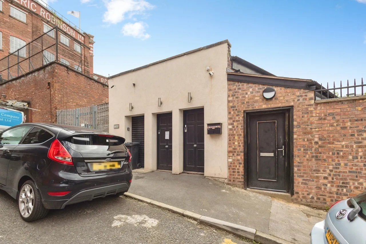 2 bed flat for sale — Harvey Street, Stockport, Greater Manchester, SK1