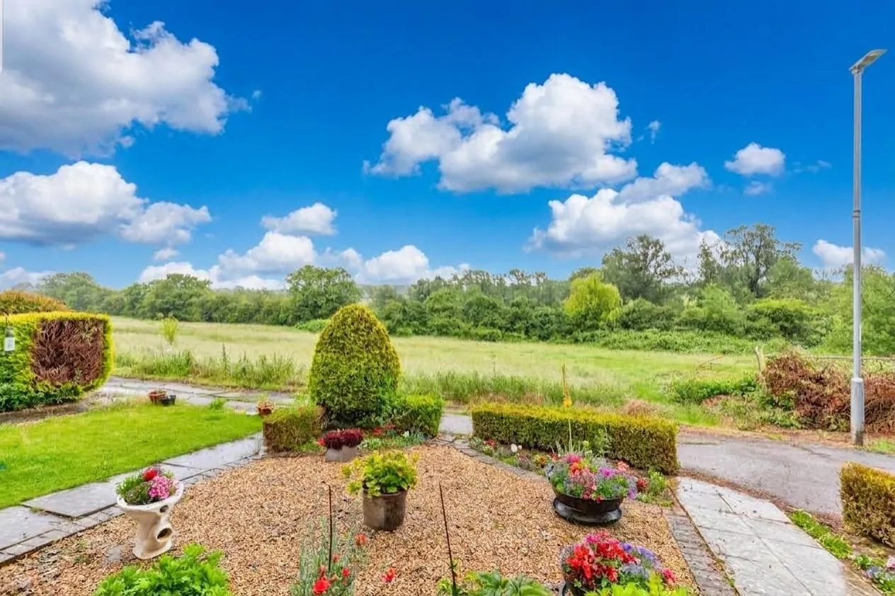 Valley Rise, Desborough, NN14, photo 13