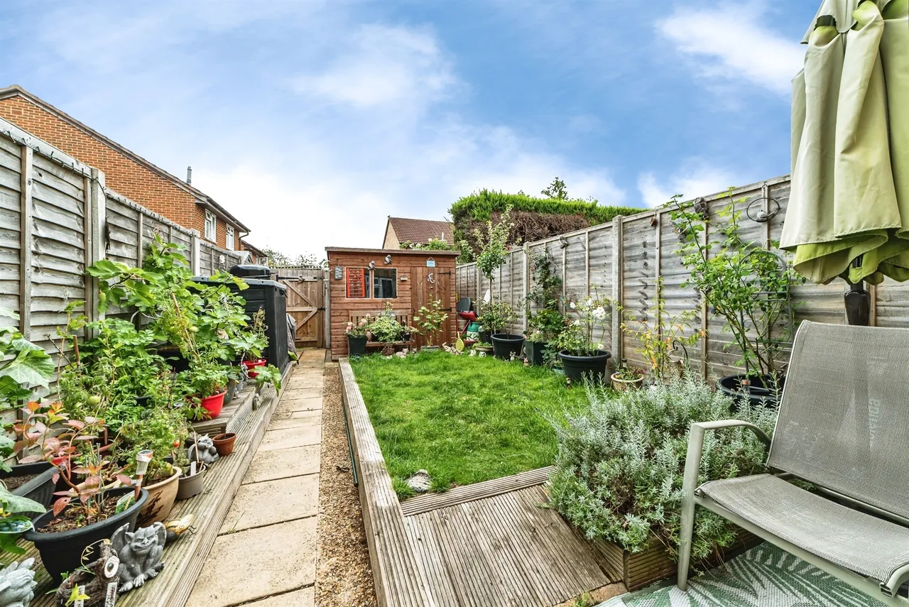 Calleva Close, Basingstoke, photo 6