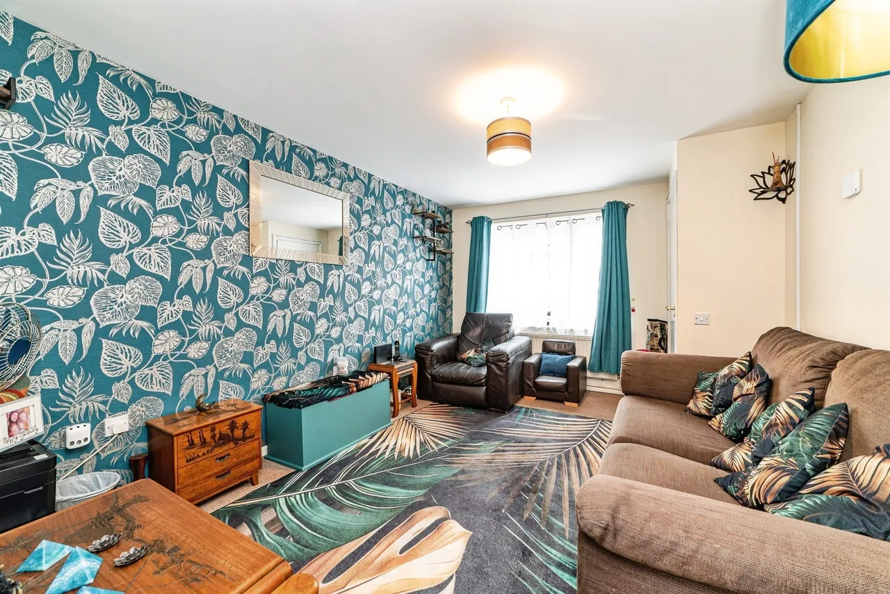 Calleva Close, Basingstoke, photo 3