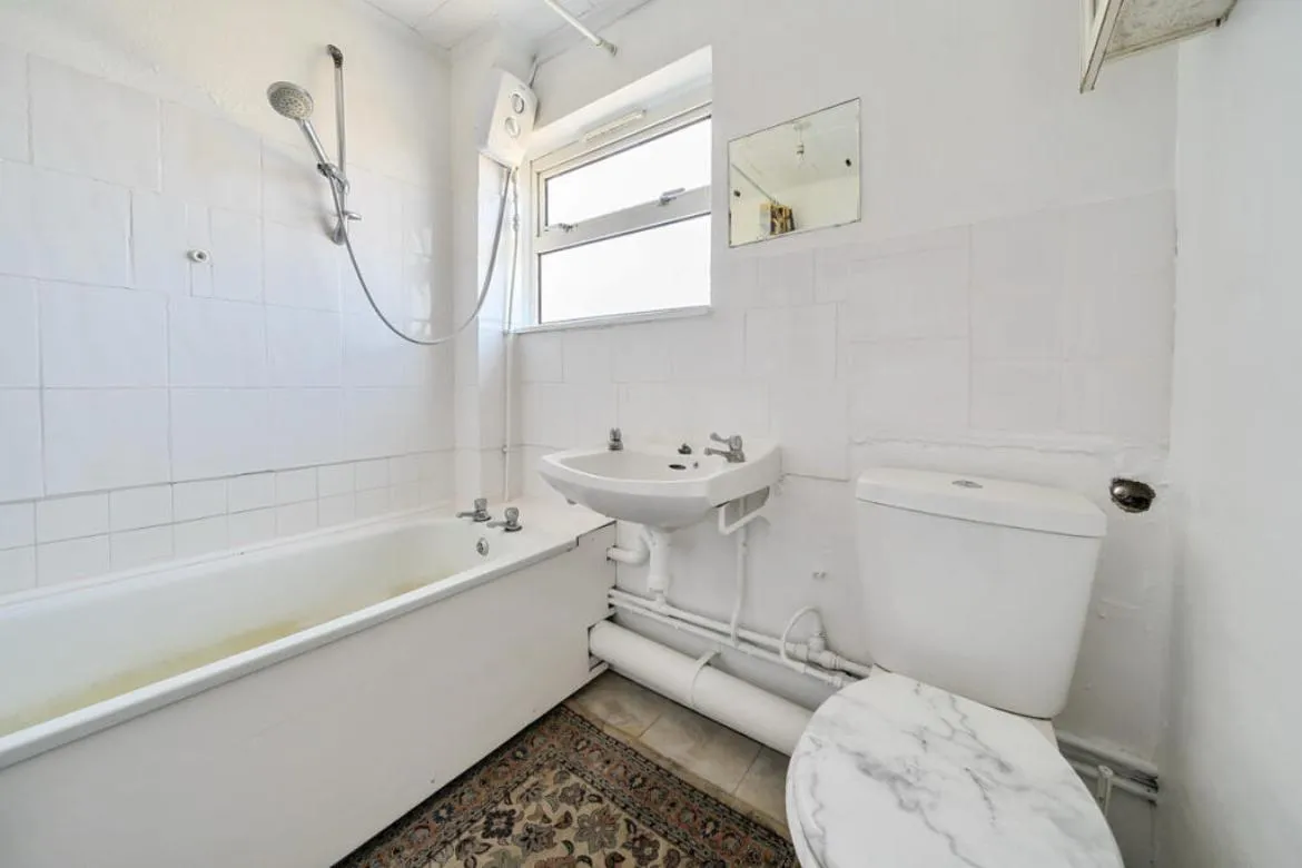 Milwards, Harlow, CM19, photo 12