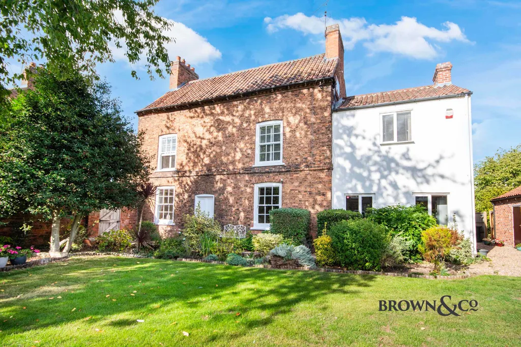 6 bed house for sale, Town Street, Lound