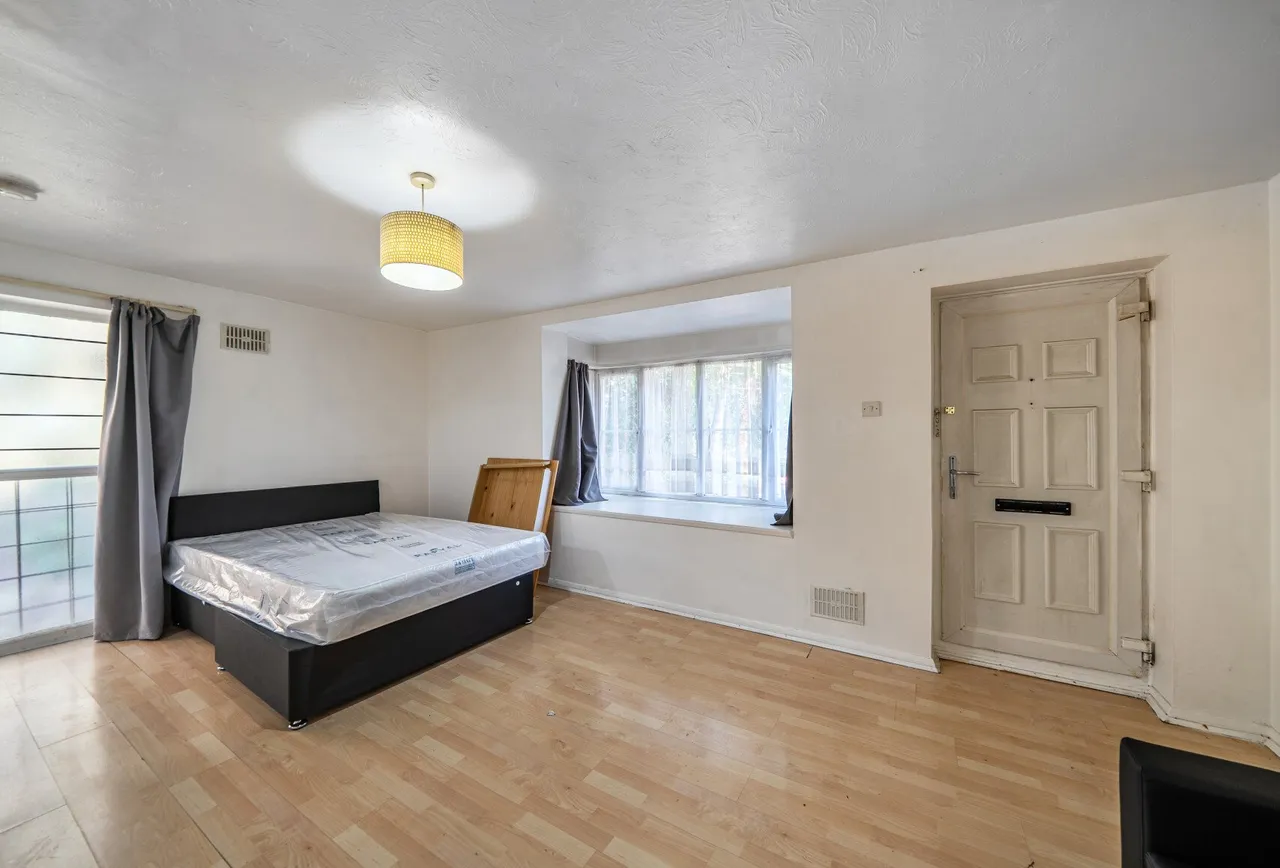 Colwyn Green, Snowdon Drive, NW9 7RB, photo 8