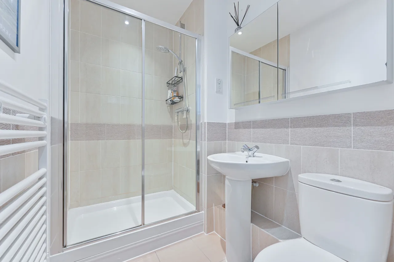 3 Westwood House, 47 Old Devonshire Road, London, photo 11
