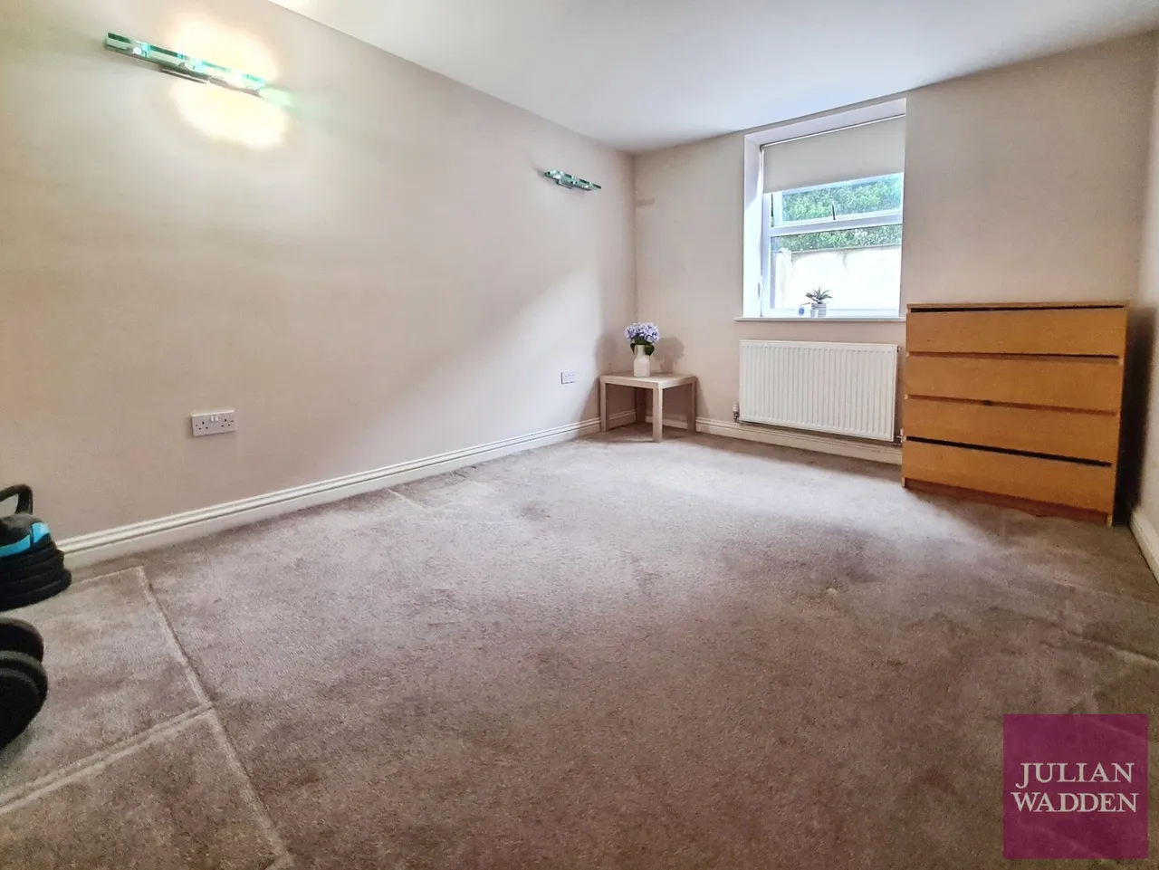 Wood Street, Glossop, SK13, photo 6