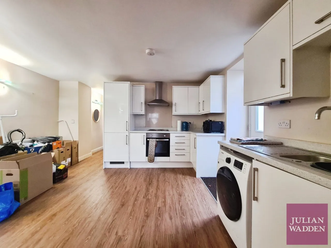 Wood Street, Glossop, SK13, photo 2