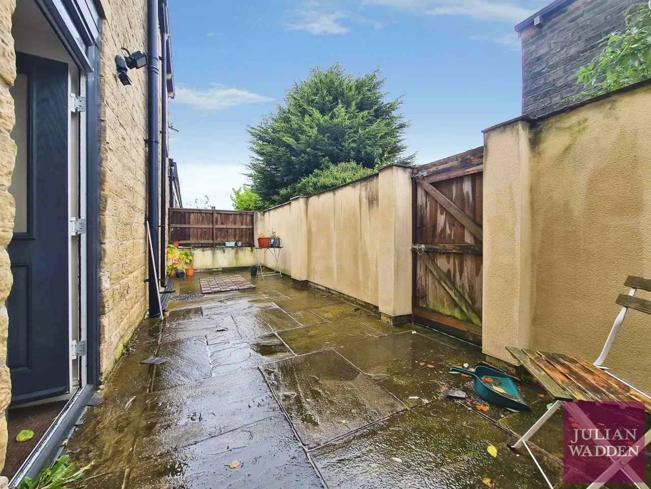 Wood Street, Glossop, SK13, photo 9