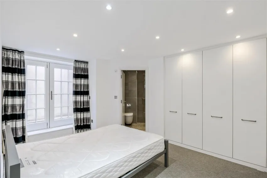 Silverthorne Road, Clapham, SW8, photo 5