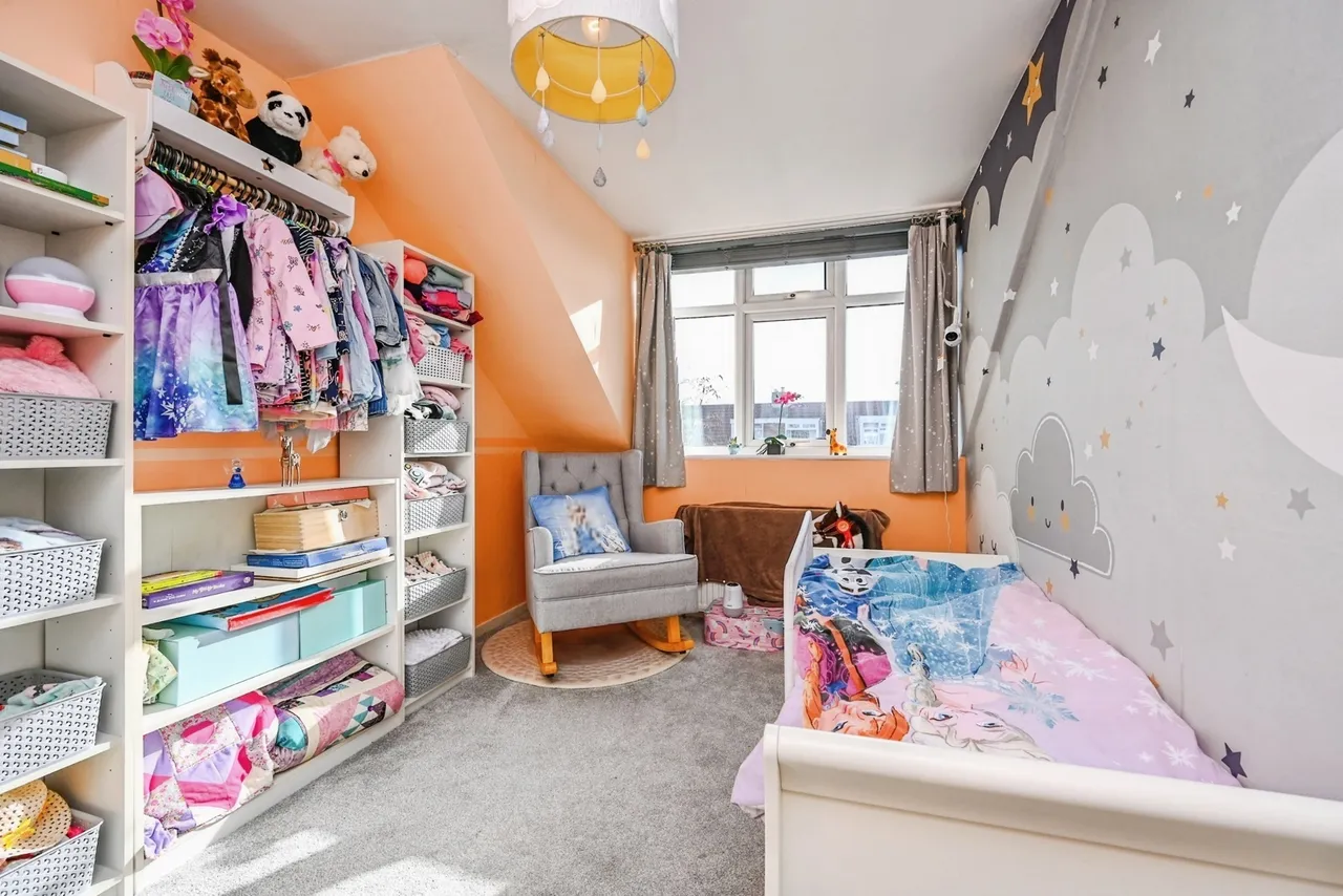 Ditchfield, Liverpool, L37, photo 8