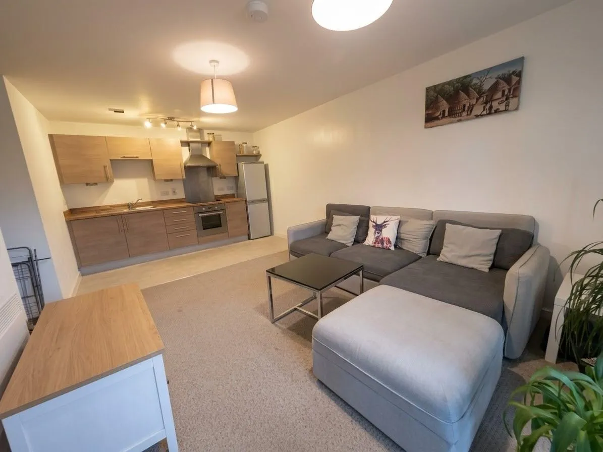 Stillwater Drive, Manchester, photo 3