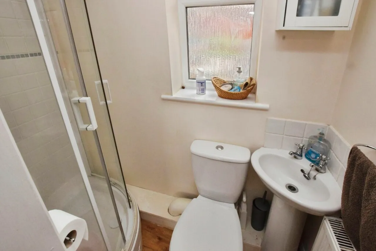 Hoker Road, EX2, photo 7