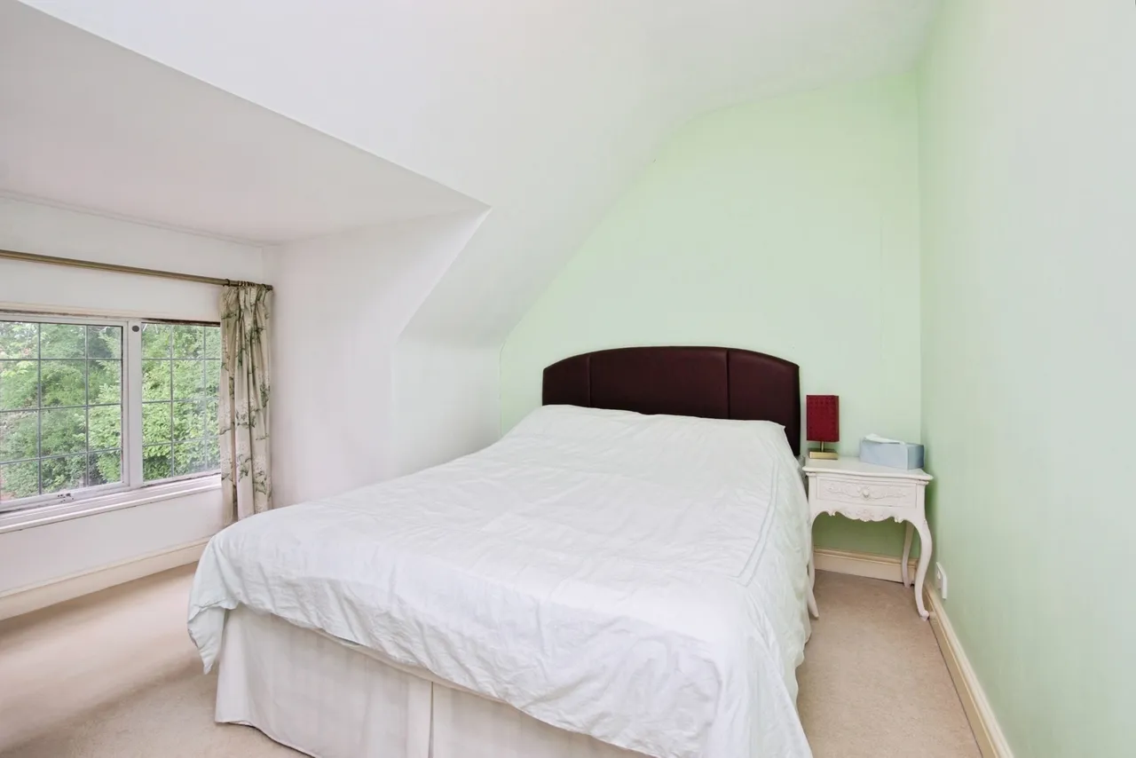 Firs Road, Kenley, Surrey, CR8, photo 15