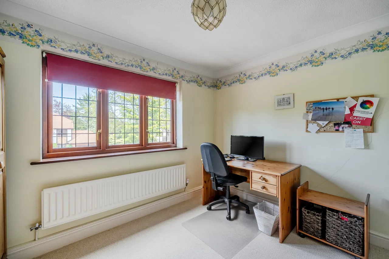 Hill Place, Farnham Common, SL2, photo 15