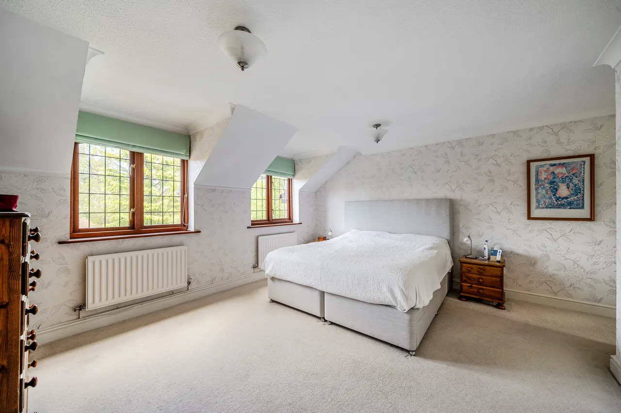 Hill Place, Farnham Common, SL2, photo 17