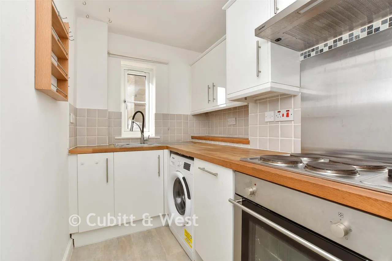 Benhill Road, Sutton, SM1, photo 4