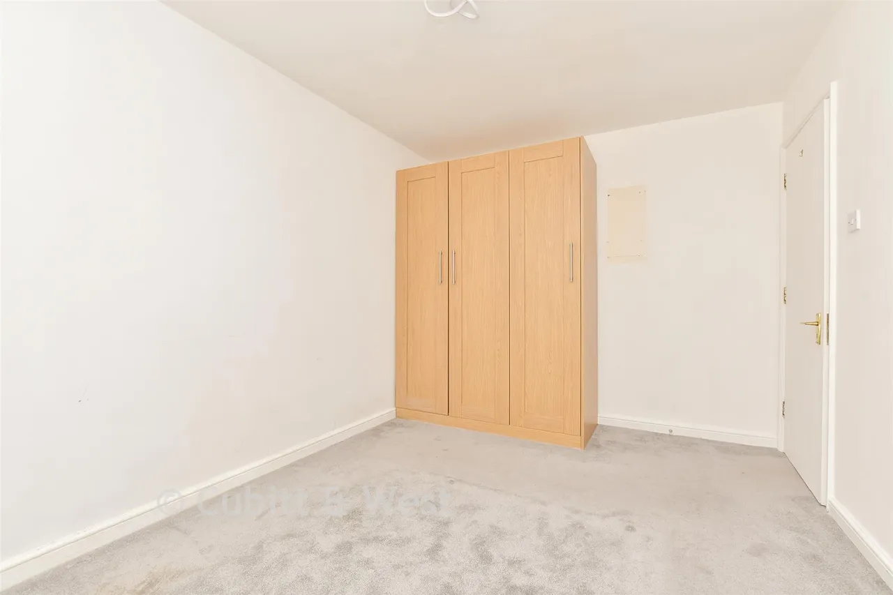 Benhill Road, Sutton, SM1, photo 11