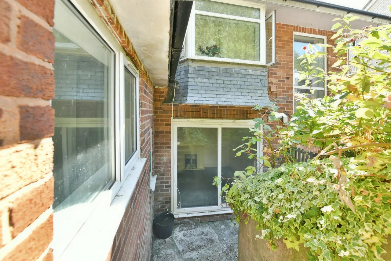 Blandford Road, Plymouth, photo 14