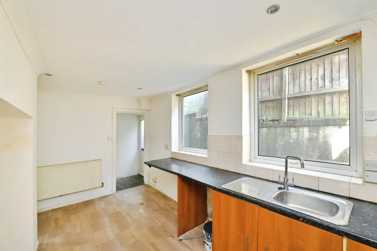 Blandford Road, Plymouth, photo 5