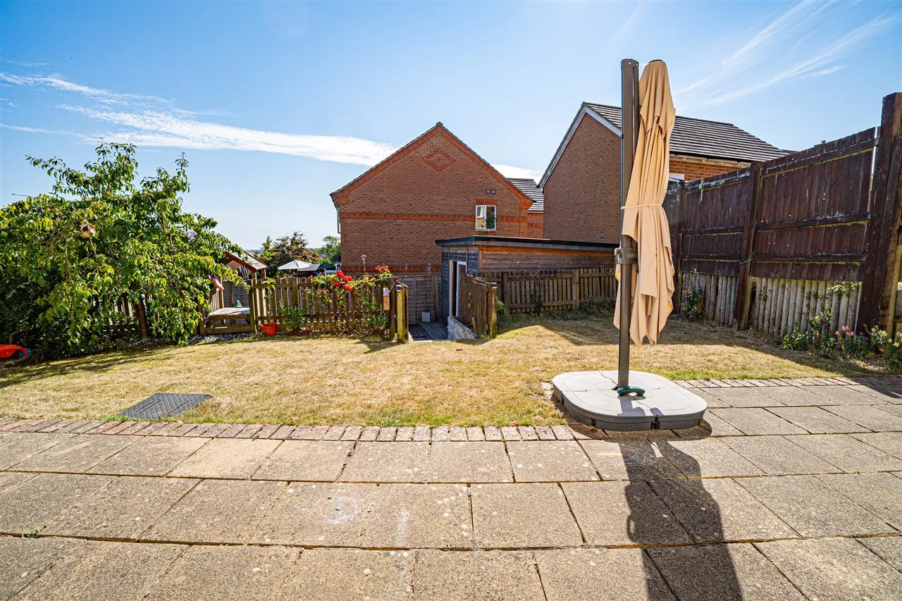 Newts Way, St. Leonards-On-Sea, photo 5