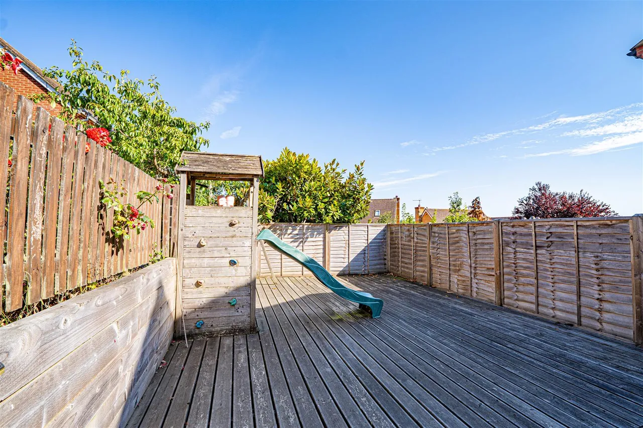 Newts Way, St. Leonards-On-Sea, photo 28
