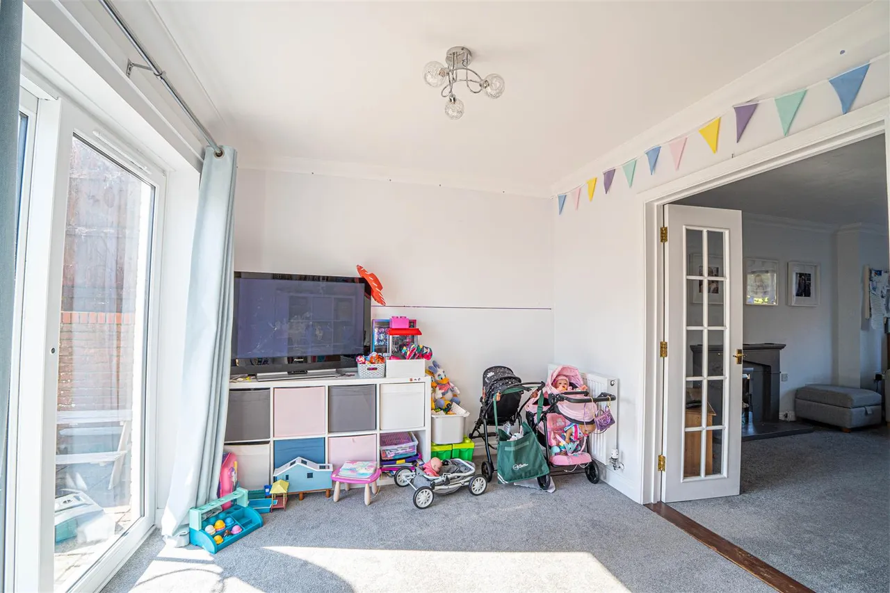 Newts Way, St. Leonards-On-Sea, photo 7