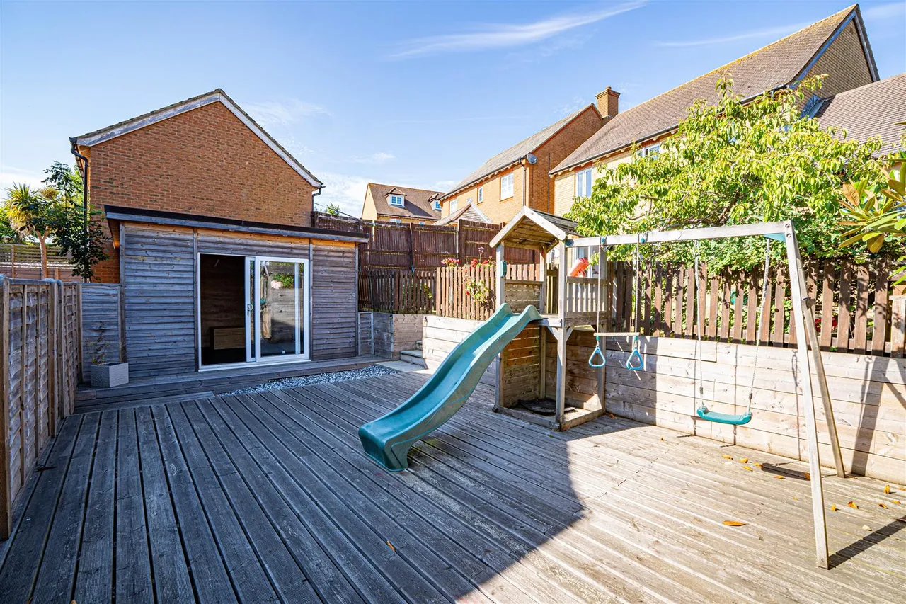 Newts Way, St. Leonards-On-Sea, photo 6
