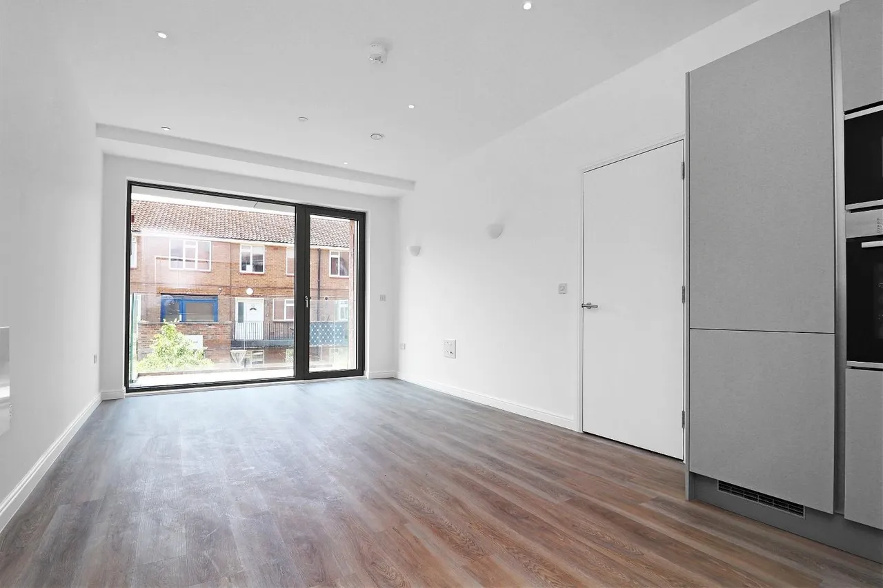 Hope Square, Altrincham, WA14, photo 5