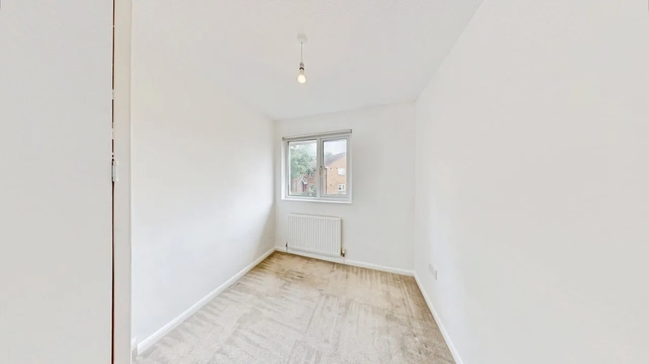 Ennerdale Road, Cheltenham, Gloucestershire, photo 11