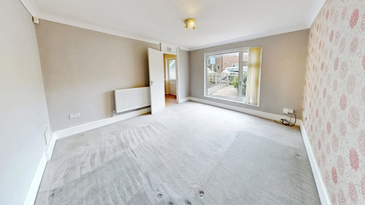 Ennerdale Road, Cheltenham, Gloucestershire, photo 5