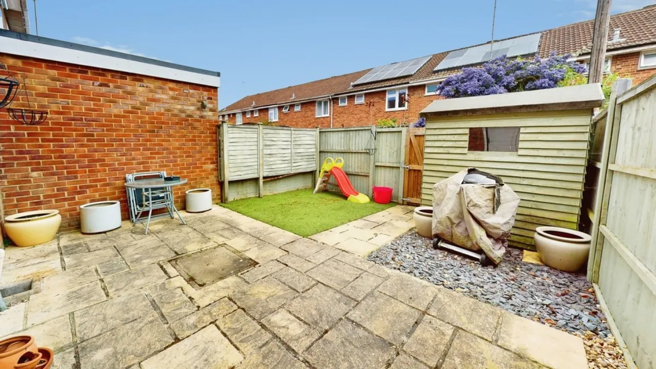 Ennerdale Road, Cheltenham, Gloucestershire, photo 12
