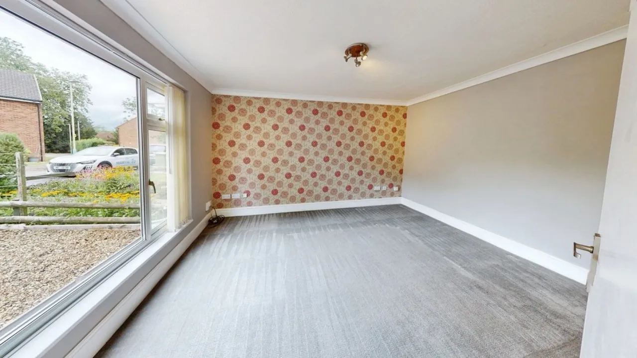 Ennerdale Road, Cheltenham, Gloucestershire, photo 4