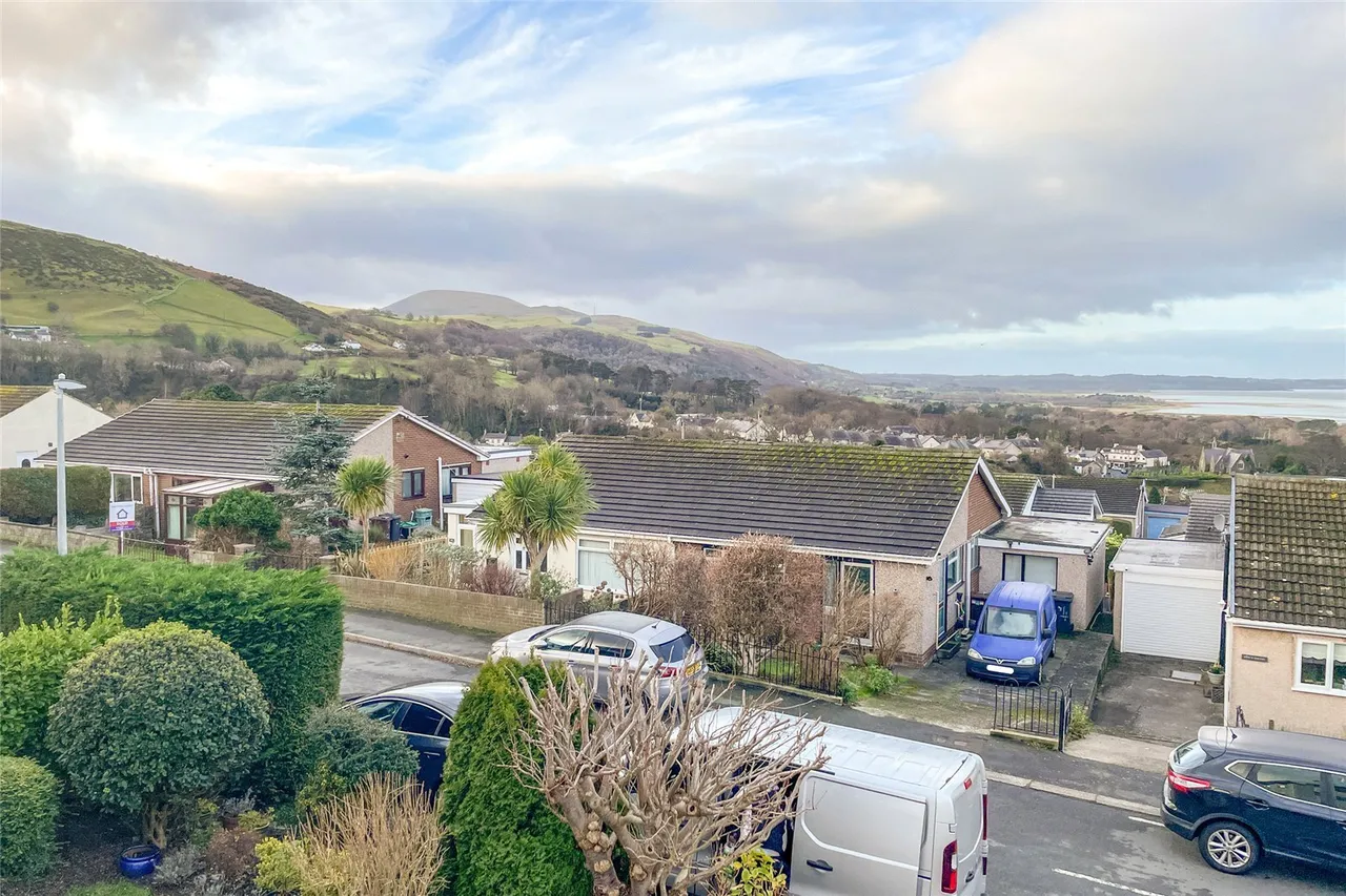 Gorwel, Llanfairfechan, LL33, photo 12