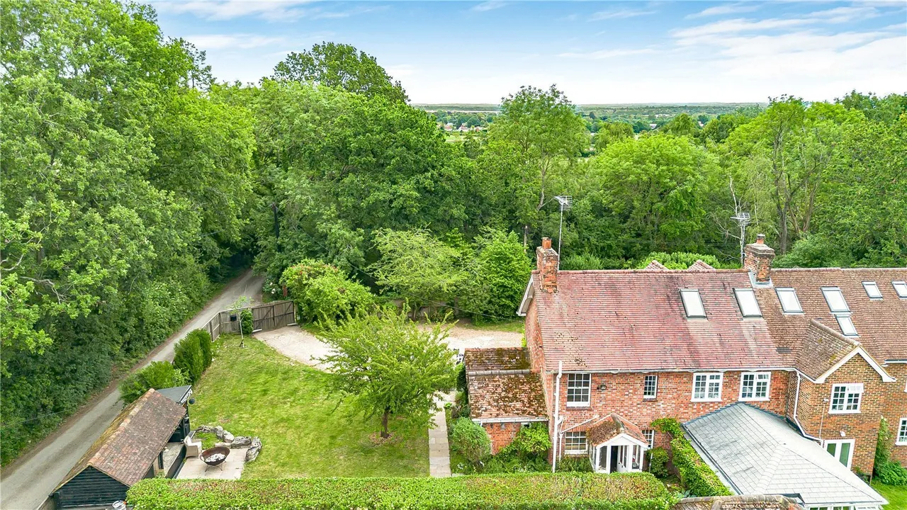 Kiln Lane, Binfield Heath, RG9, photo 14