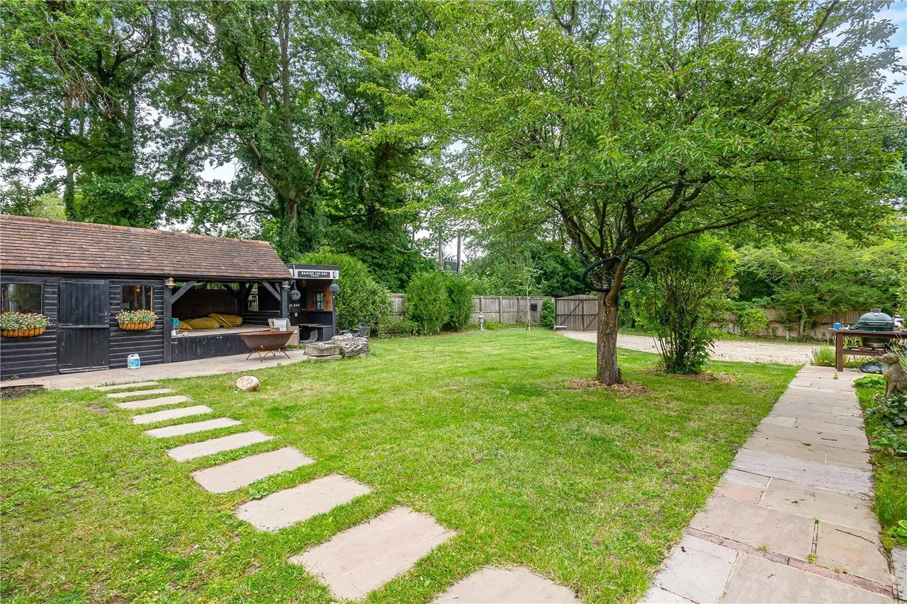 Kiln Lane, Binfield Heath, RG9, photo 2