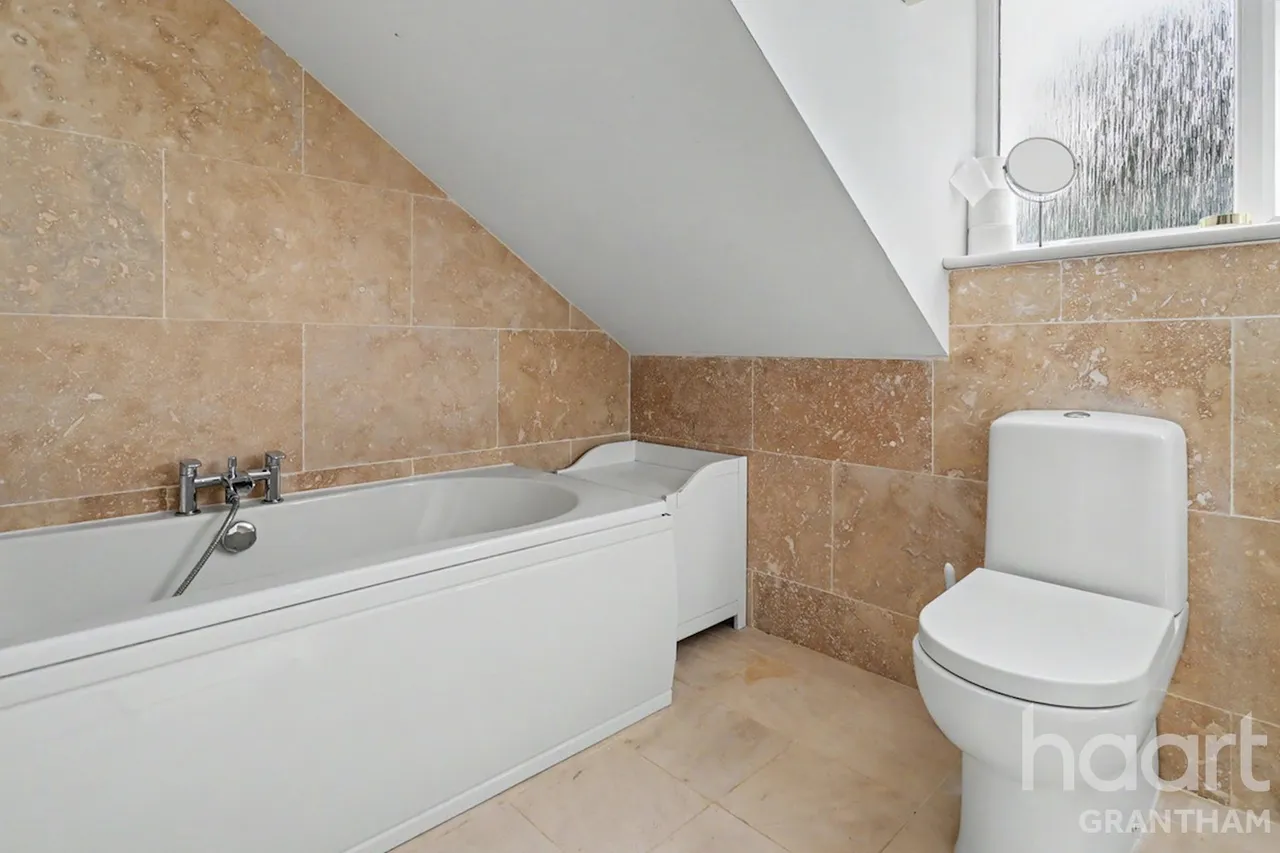 Chapel Street, Sleaford, NG34, photo 20