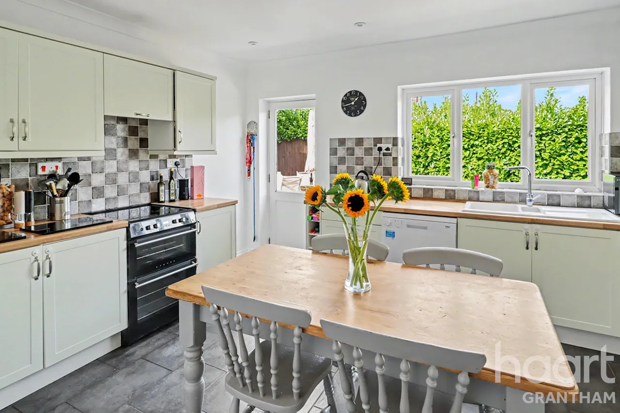 Chapel Street, Sleaford, NG34, photo 5