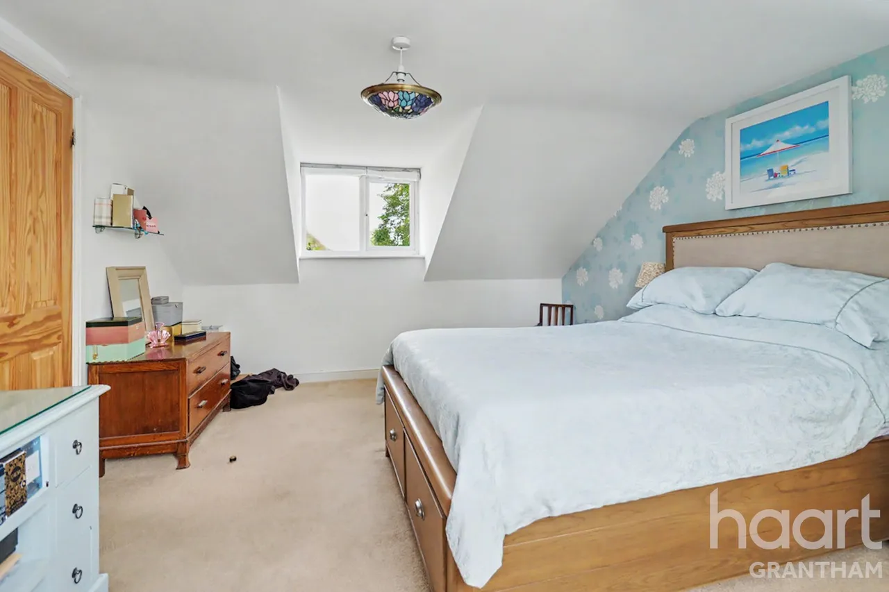 Chapel Street, Sleaford, NG34, photo 17